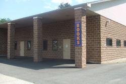 Roundabout Books store photo