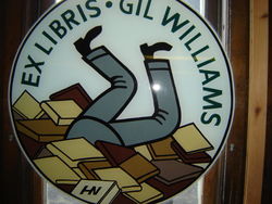 Gil's Book Loft logo