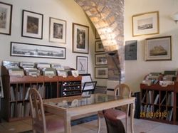 Photo of  Mary Louise Bryan/Paralos Gallery