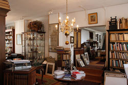 Antiquariaat Arine van der Steur store photo