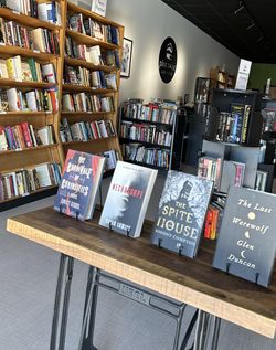 Plot Twist Used Books store photo