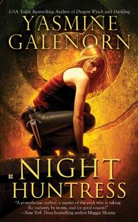 NIGHT HUNTRESS