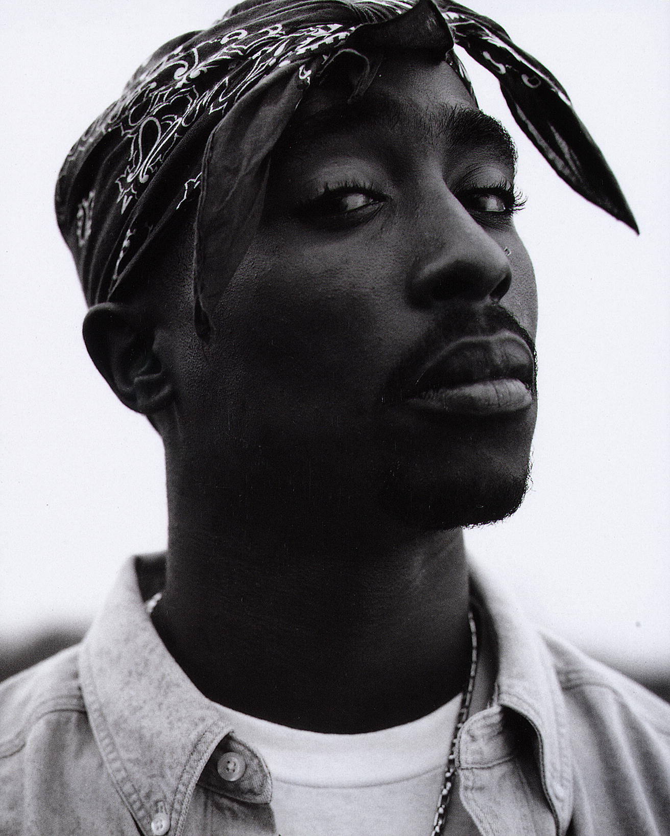Tupac Amaru Shakur: 1971-1996 by Vibe Magazine | Hardcover