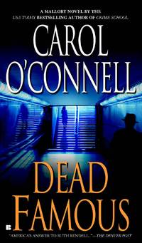 cover of Dead Famous (A Mallory Novel)