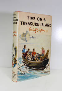 Five On a Treasure Island by Enid Blyton - 1965