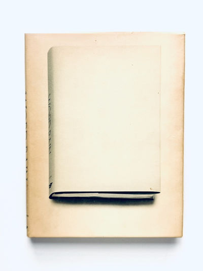 , printed cream cloth-covered boards in printed dust jacket. 4to. Very good. Minor toning, shelf wea...