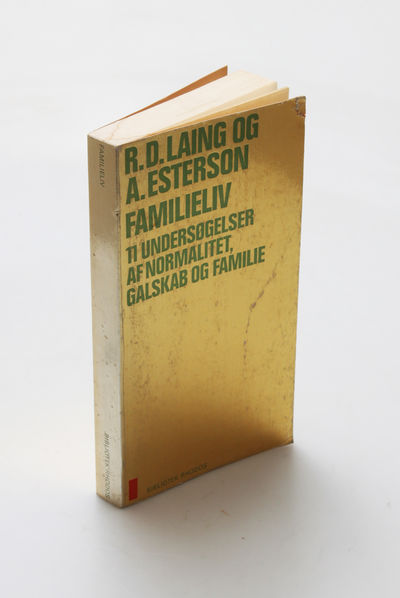 FAMILIELIV: 11 rapporter om normalitet, galskab…