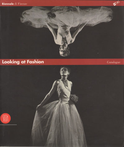 LOOKING AT FASHION. Catalogue.