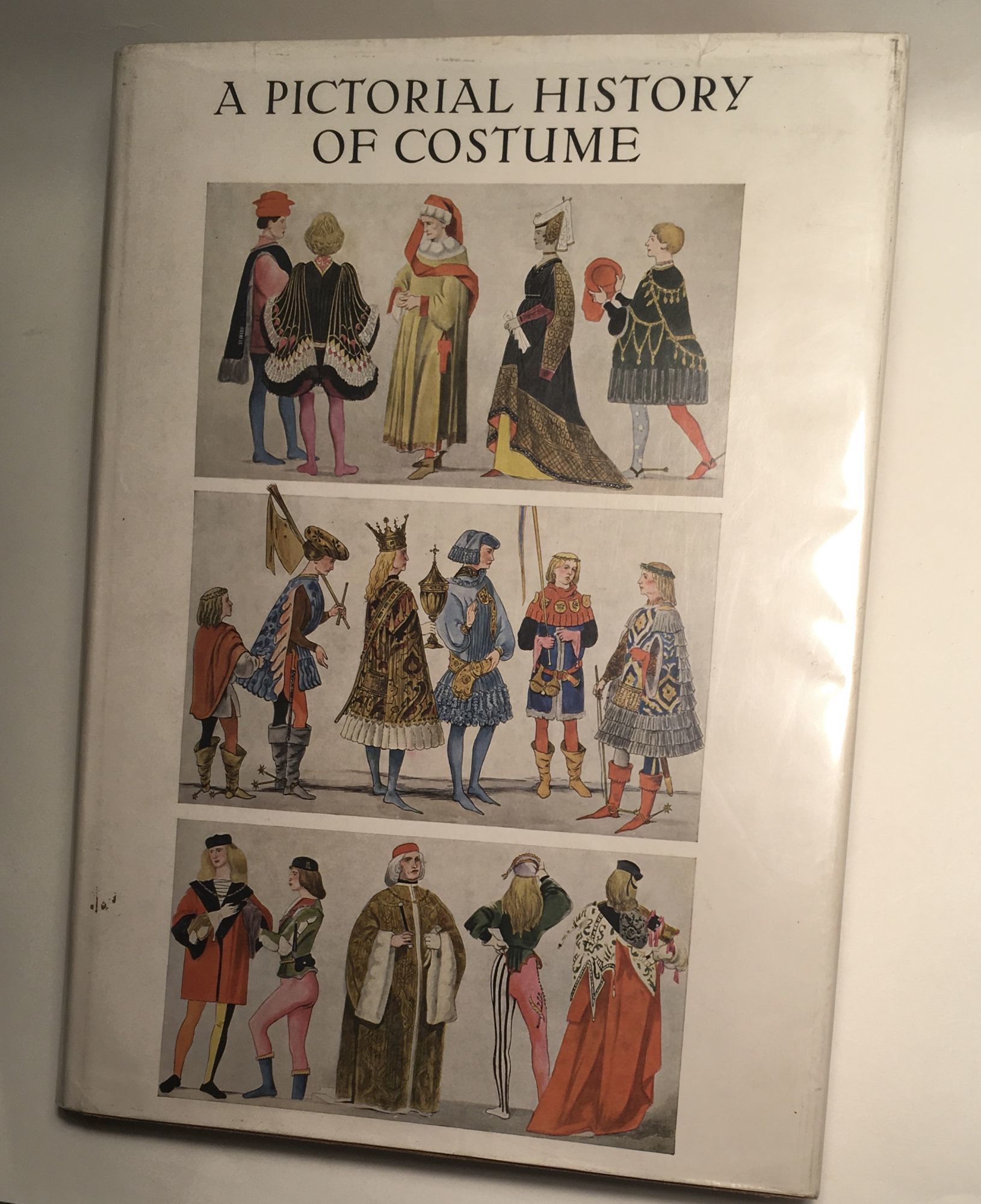 コスチューム　Pictorial History of Costume