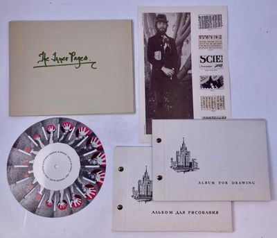 [A collection of samples from all issues]. (photo 3)