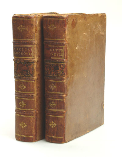 Opera, quæ extant, Integris Beati Rhenani, Fulvii Ursini..& selectis aliorum Commentariis illustrata. Ex Recensione & cum Notis Jacobi Gronovii. 2 vols. Trajecti Batav. (Utrecht), Poolsum et Visch, 1721. (photo 2)