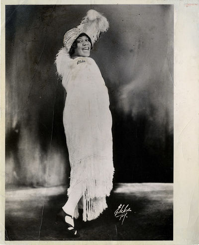BESSIE SMITH [ca. 1928] Portrait