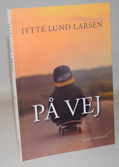 På vej.
