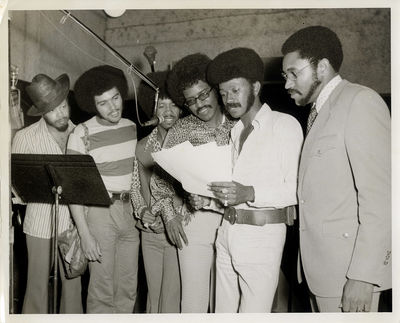 THE CHI-LITES (1972) Publicity photo