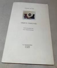 OBJETS TROUVES. Photographies de Ivan Terestchenko