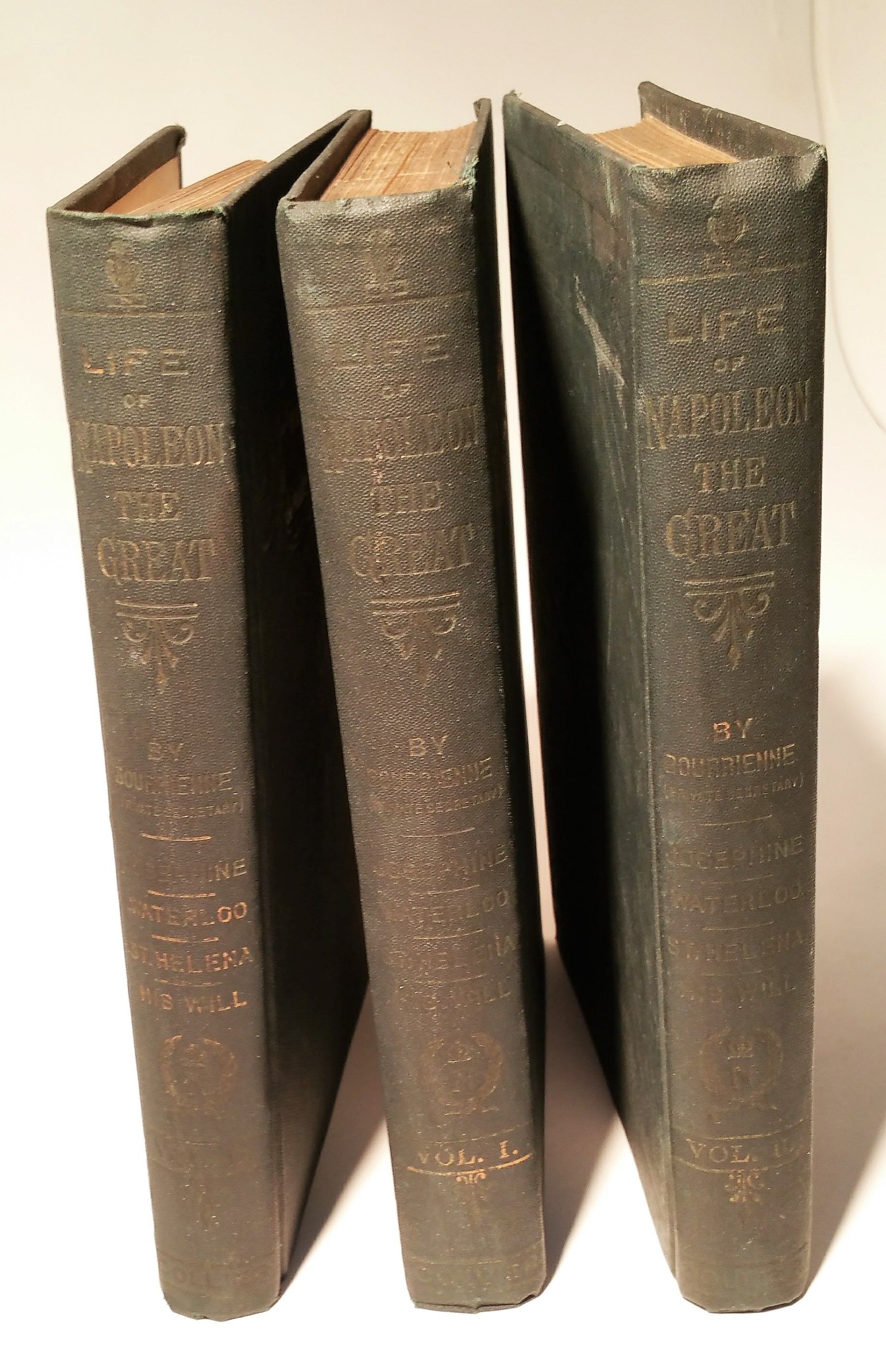 Memoirs Of Napoleon Bonaparte Memoirs Of Napolean Bonaparte By Louis Antoine Fauvelet By J S Memes De Bourrienne From Transition Living Sku 761