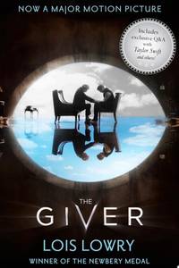 The Giver Movie Tie-in Edition: A Newbery Award Winner (Giver Quartet, 1)