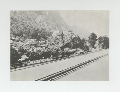 Exhibition postcard: Ulrich Rückriem: Teilungen (opens 7 August 1971)