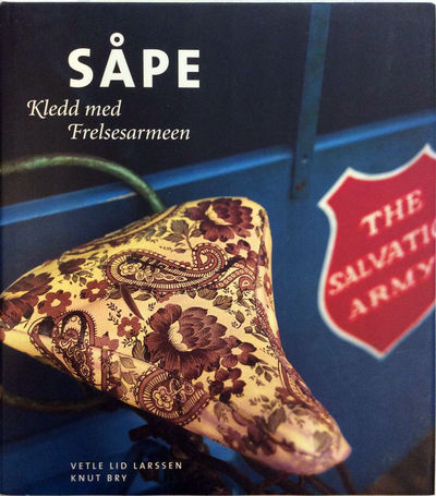 Såpe. Kledd med Frelsesarmeen