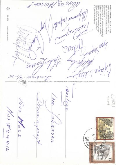 Postkort med autografer fra norske skihoppere.…