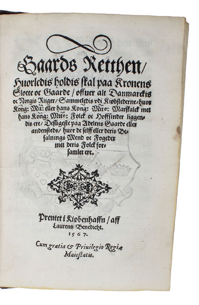 Omfattende: 1. Stormectigste, Høyborne Førstis.... Christians den Tredie... Recess, Offuerseet, oc met ny Article forbedrit, Paa Koldinghuss, Aar... M.D. LVIII. - 2. Konning Frederich den Andens Haandfæstning, vdgiffuen, Aar effter Guds Byrd, M.D.LIX.... (photo 4)