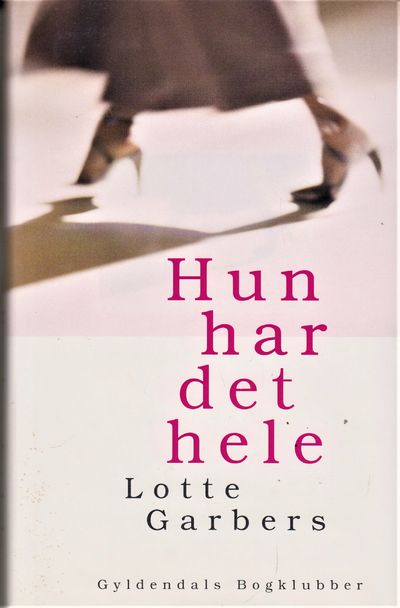 Hun har det hele