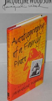 image of Autobiography of a family photo; a novel