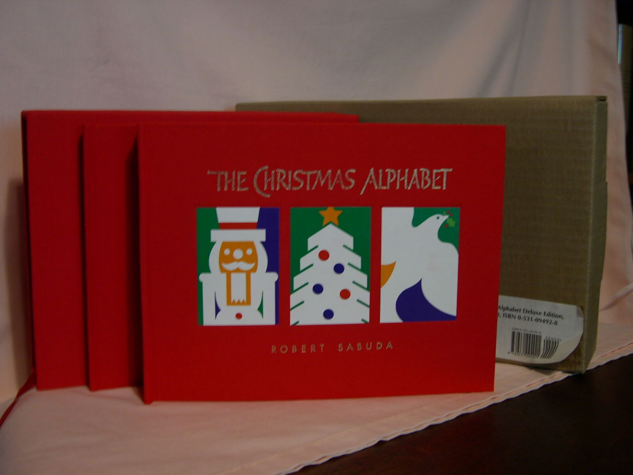 THE CHRISTMAS ALPHABET: DELUXE EDTION by Sabuda, Robert 