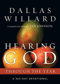 Hearing God Through the Year : A 365-Day Devotional