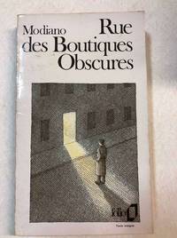 Rue des boutiques obscures