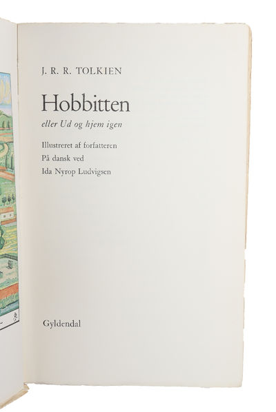 Hobbitten eller Ud og hjem igen. Illustreret af forfatteren på dansk ved Ida Nyrop Ludvigsen.   - [THE FIRST DANISH TRANSLATION OF THE HOBBIT] (photo 4)