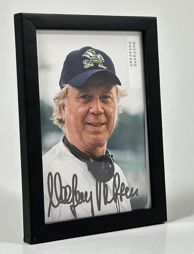 Original signed photograph.