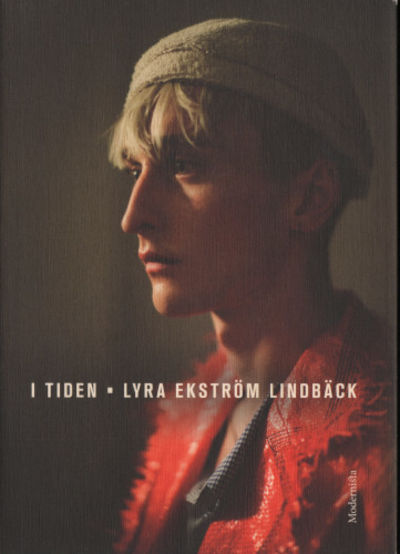 I TIDEN.