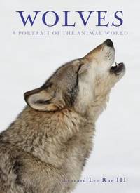 Wolves : A Portrait of the Animal World