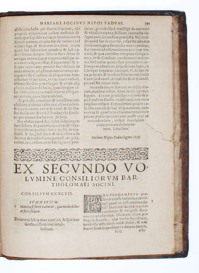 De monetis et re numaria libri duo. Quorum primus artem cudendae monetae, secundus vero quaestionum monetariarum decisiones continet. - [STANDARD WORK ON COINAGE - THE FIRST OF ITS KIND] (photo 4)