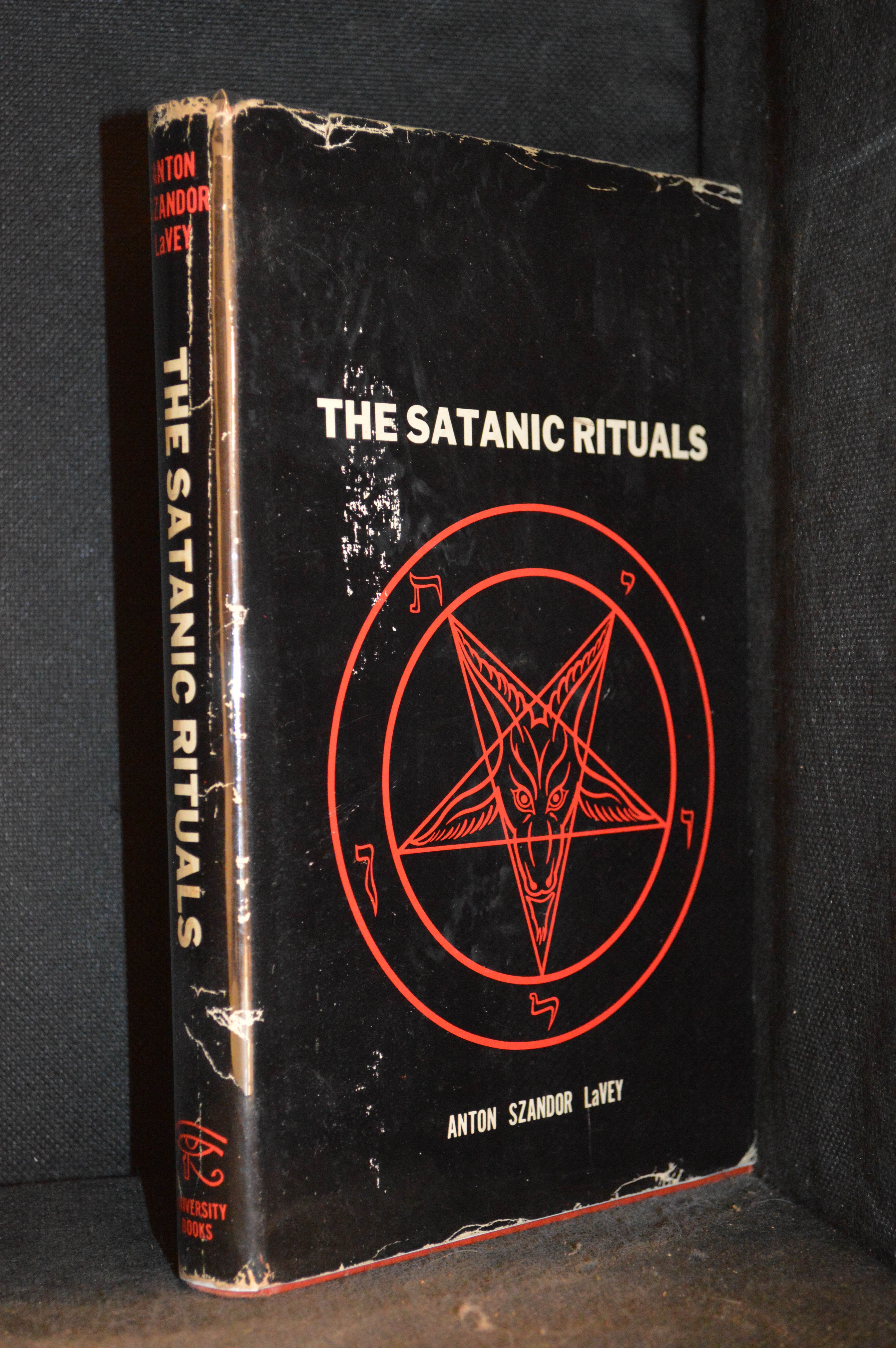 Rituels D'anton Lavey