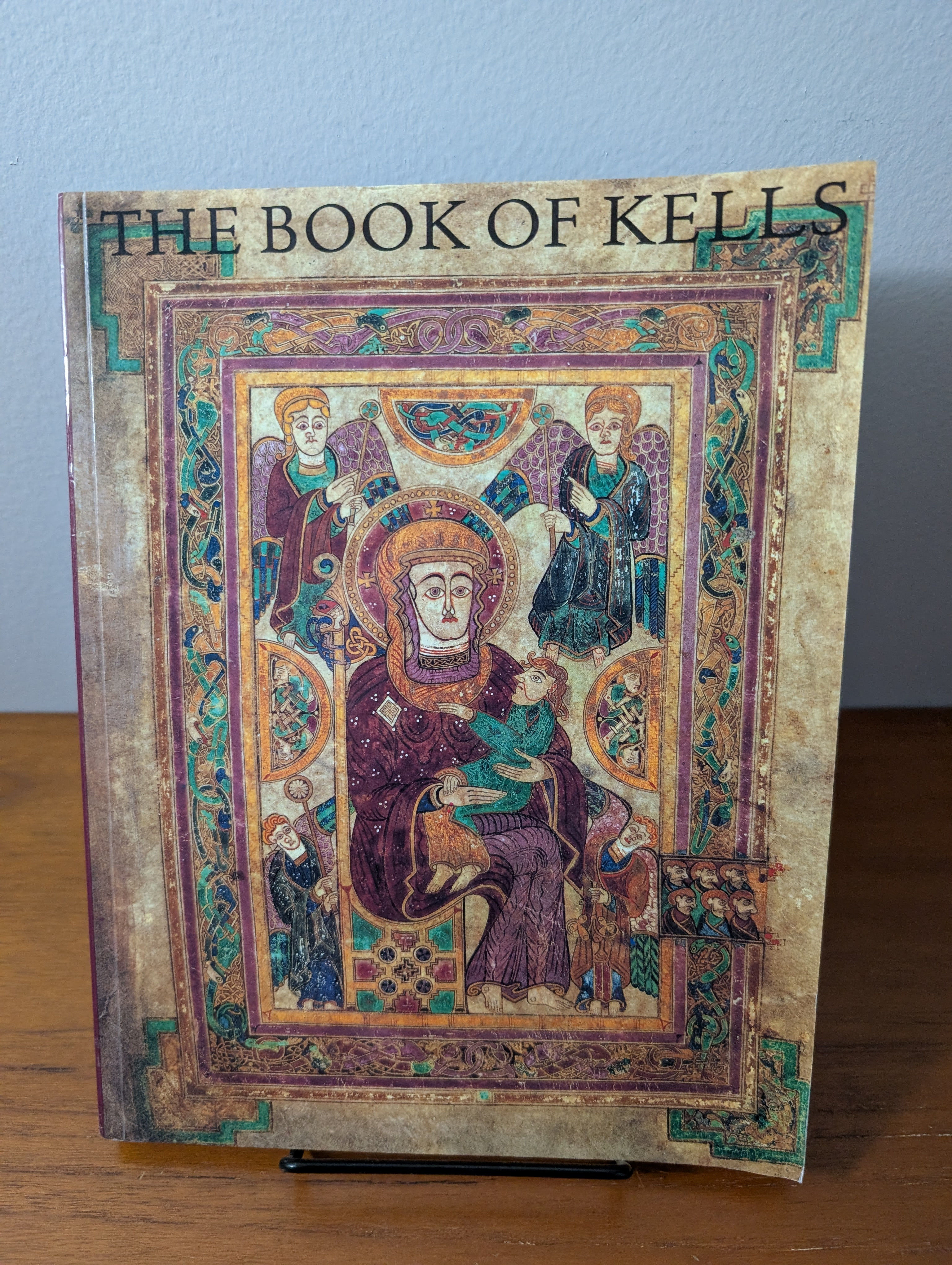 The Book of Kells: An Illustrated Introduction to the Manuscript