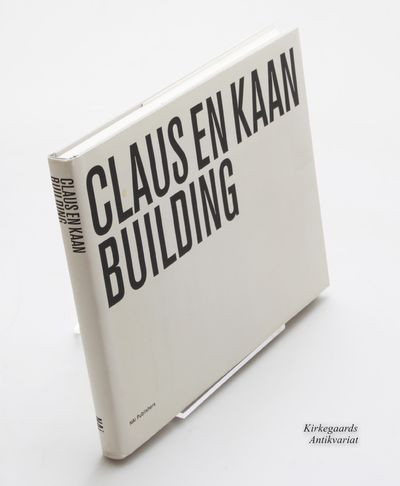 Claus en Kaan. Building.