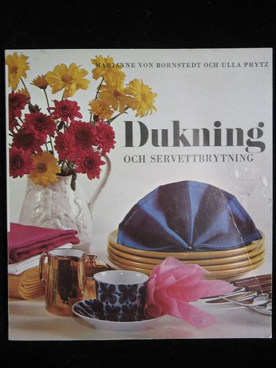 DUKNING OCH SERVETTBRYTNING.
