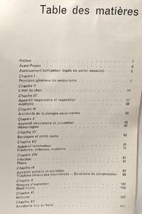 Le livre des premiers secours - conseils de survie contrôle programmé des connaissances vocabulaire de secourisme