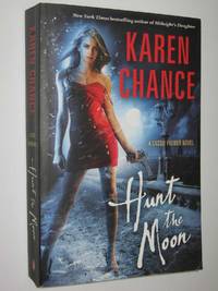 cover of Hunt the Moon - Cassie Palmer Series #5