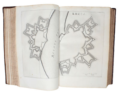 Architecture Militaire Moderne, ou Fortification: confirmée par diverses histoires tant anciennes que nouvelles, & enrichie des Figures des principales Forteresses qui sont en l'Europe... Mise en Francois par Helie Poirier. (photo 2)