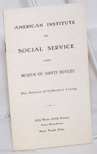 cover of The science of collective living