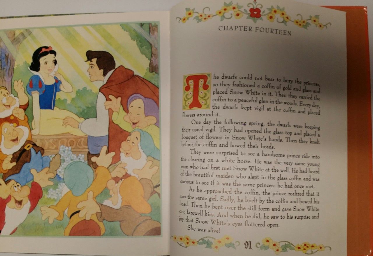 Walt Disney's Snow White and the Seven Dwarfs by Jim; Guell, Fernando ...