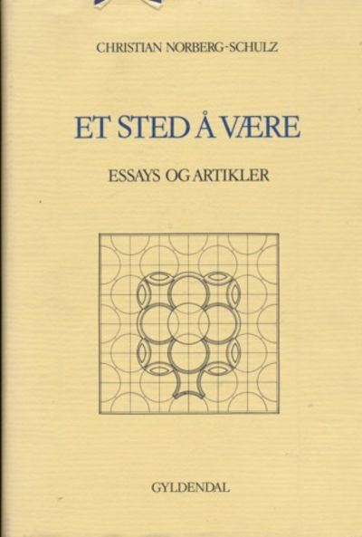 Et sted å være. Essays og artikler. Utvalg og…