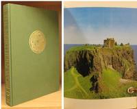 The Northern World. The History and Heritage of Northern Europe. AD 400-1100. With 340...