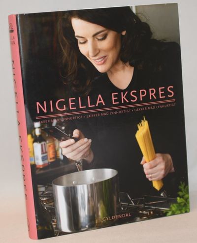 Nigella ekspres - lækker mad lynhurtigt.