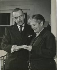 Original press photograph of Thomas Mann and his wife Katia, circa 1954