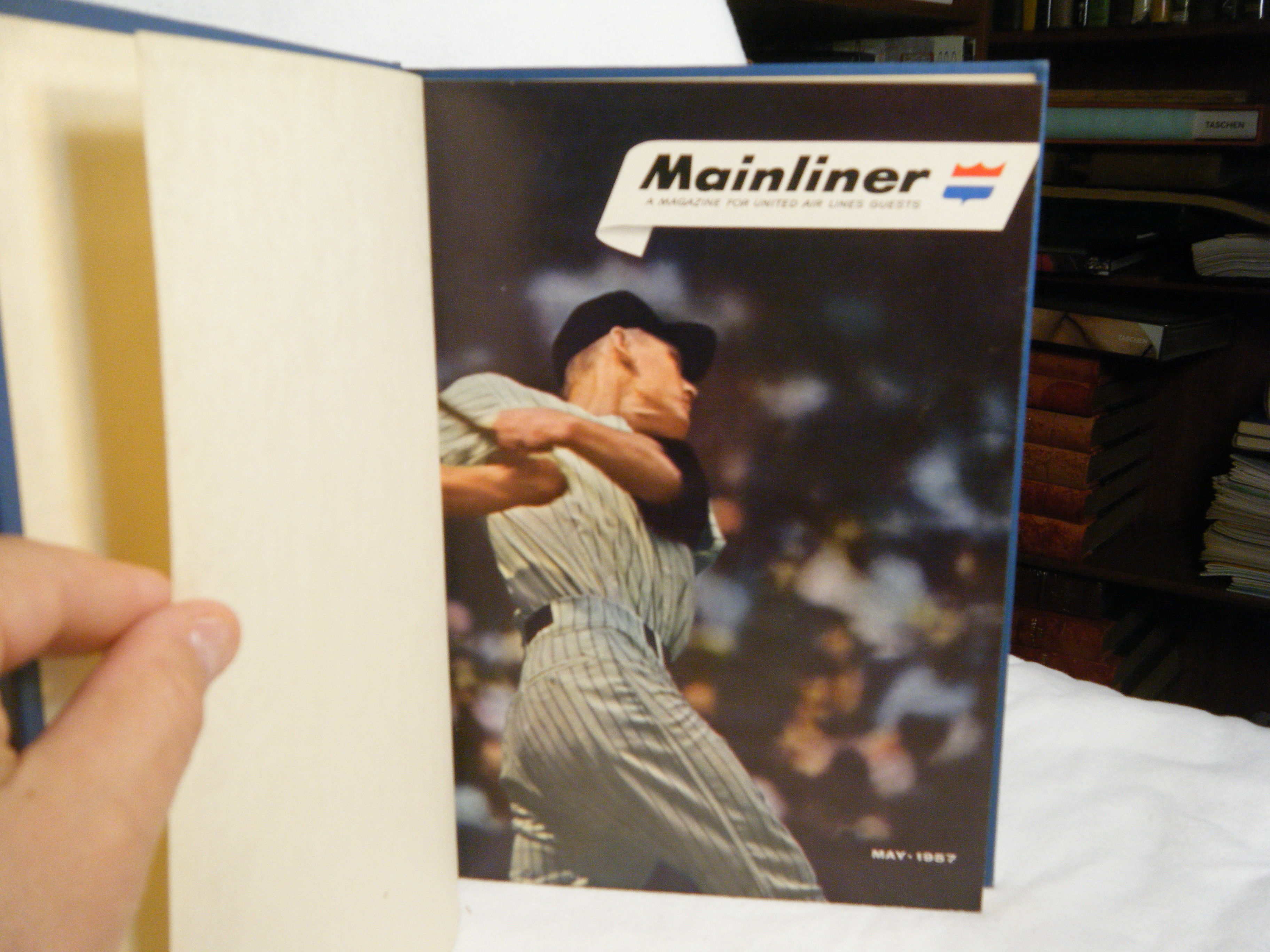 Mainlainer Mainliner Magazine: a Magazine for United Air Lines Guests; Vol. 1. Nos ...