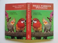 image of Small parrots (parakeets)